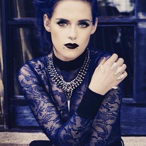 Kristen Stewart Punk Look