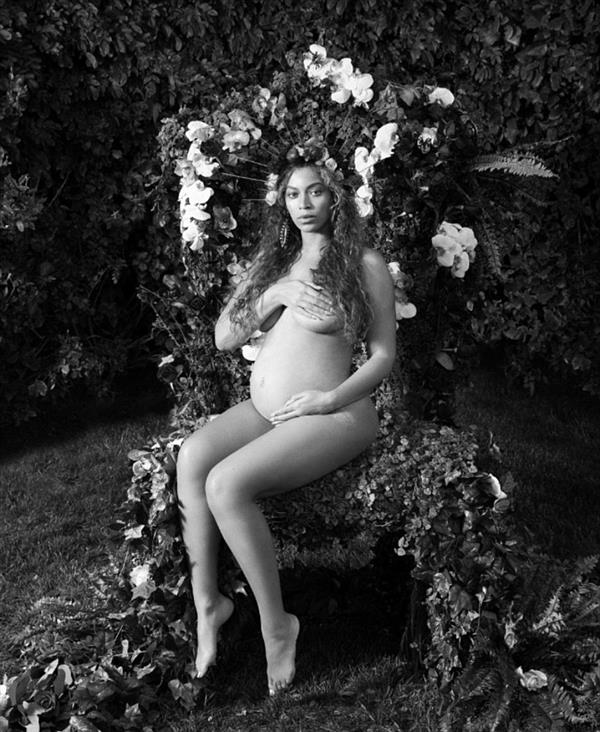 Beyonce Nude Maternity