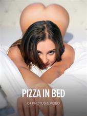 Milana: Pizza In Bed Milana: Pizza In Bed