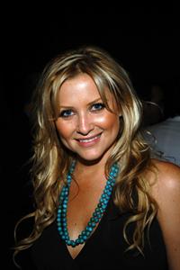 Jessica Capshaw