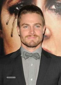 Stephen Amell