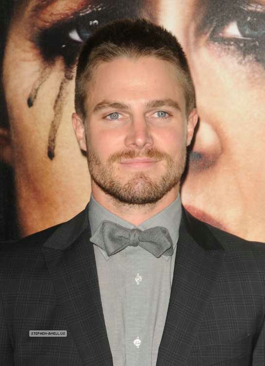 Stephen Amell