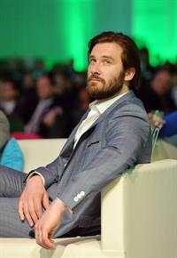 Clive Standen