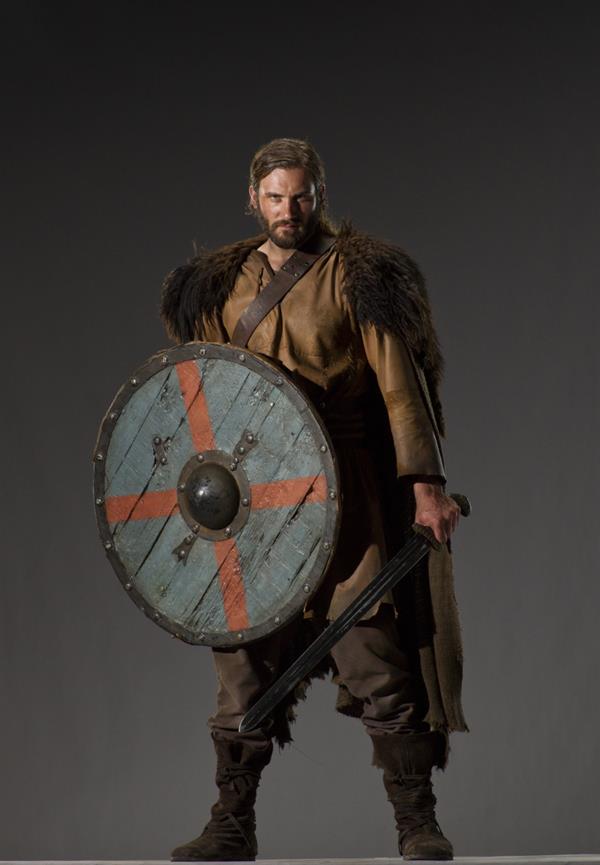 Clive Standen