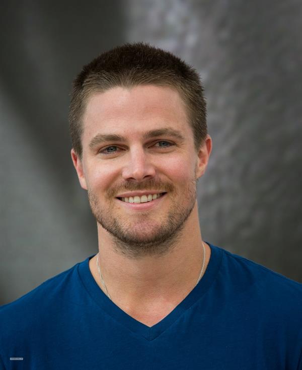 Stephen Amell