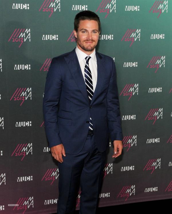 Stephen Amell