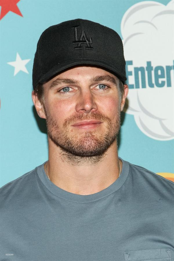 Stephen Amell