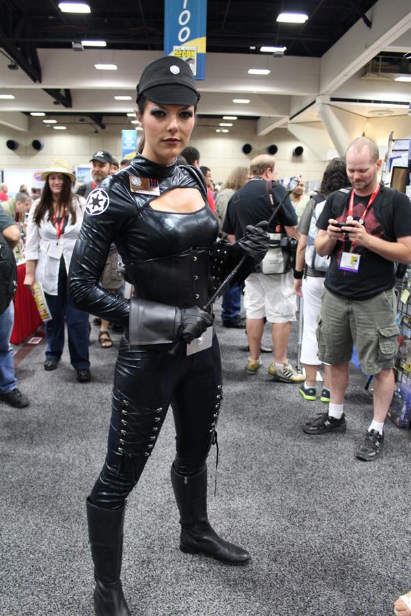 Adrianne Curry