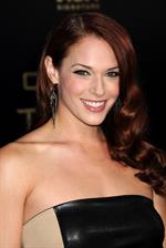 Amanda Righetti attends the LA premiere of Clash of the Titans at Graumans Chinese Theatre on March 31, 2010 