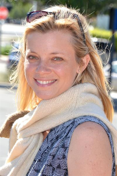 Amy Smart at the Best Friends Animal society Pet Adoption in Los Angeles on February 16, 2012