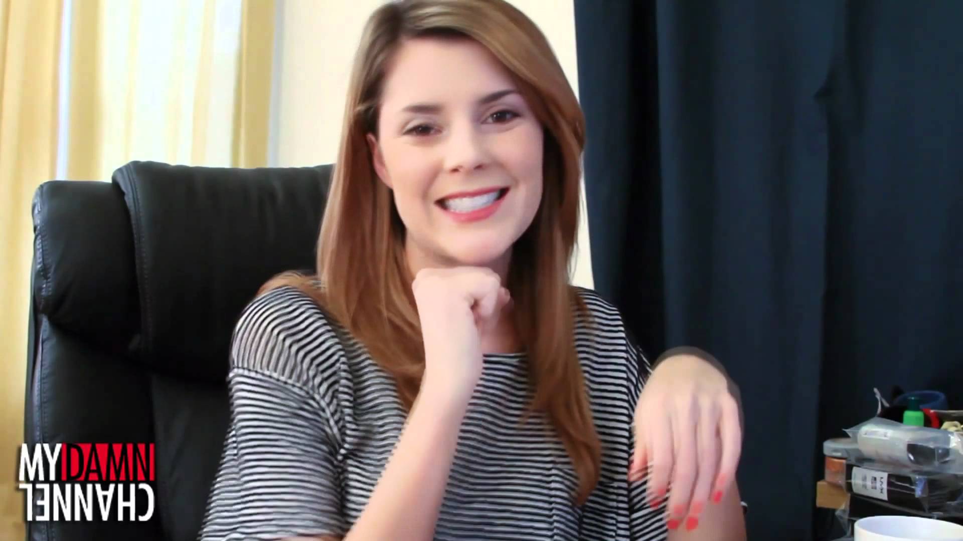 Grace Helbig Hot