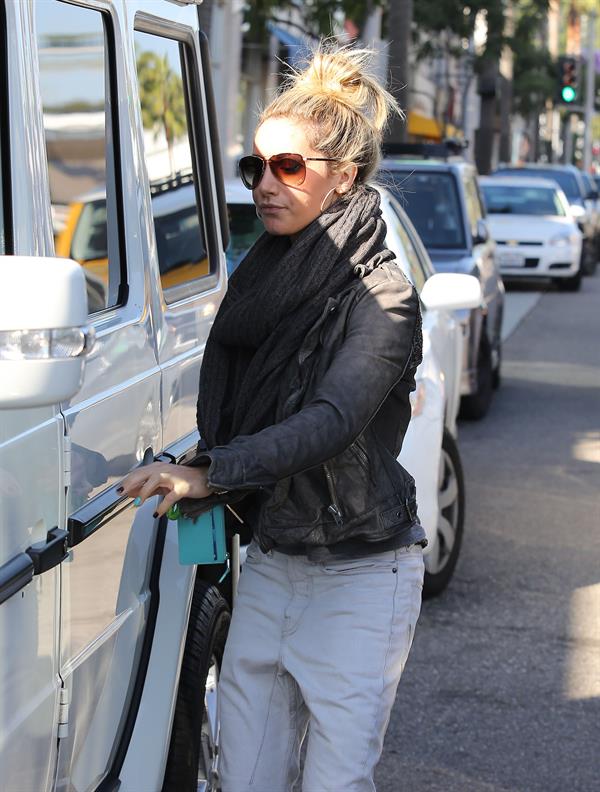 Ashley Tisdale shopping at Planet Blue in Beverly Hills 12/10/12 