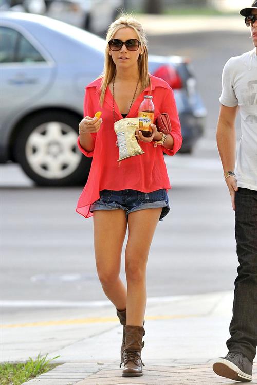 Ashley Tisdale