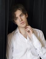 Dan Stevens