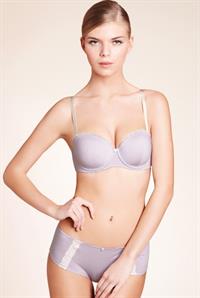 Dominika Szijartoova in lingerie