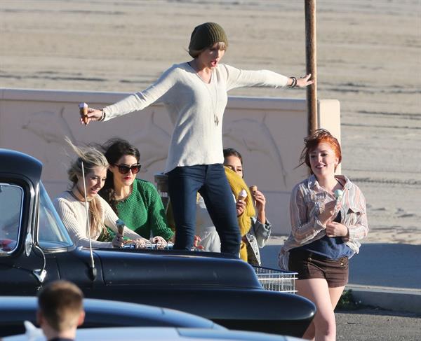 Taylor Swift filming a music video in Malibu 2/11/13 