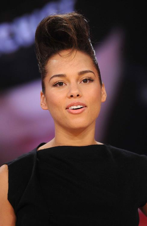 Alicia Keys attends the World AIDS Day at BET Studios in New York on December 1, 2010