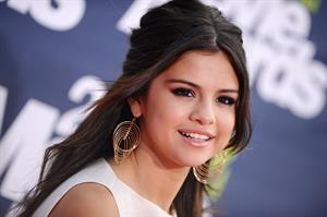 Selena Gomez at the 2011 MTV movie awards in Los Angeles on June 5, 2011
