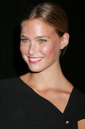 Bar Refaeli