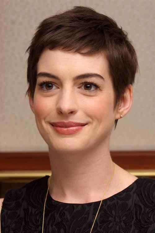 Anne Hathaway the Dark Knight Rises press conference portraits in Beverly Hills on July 8, 2012