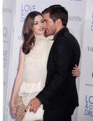 Anne Hathaway Love & Other Drugs screening at the DGA Theater in New York City on November 16, 2010