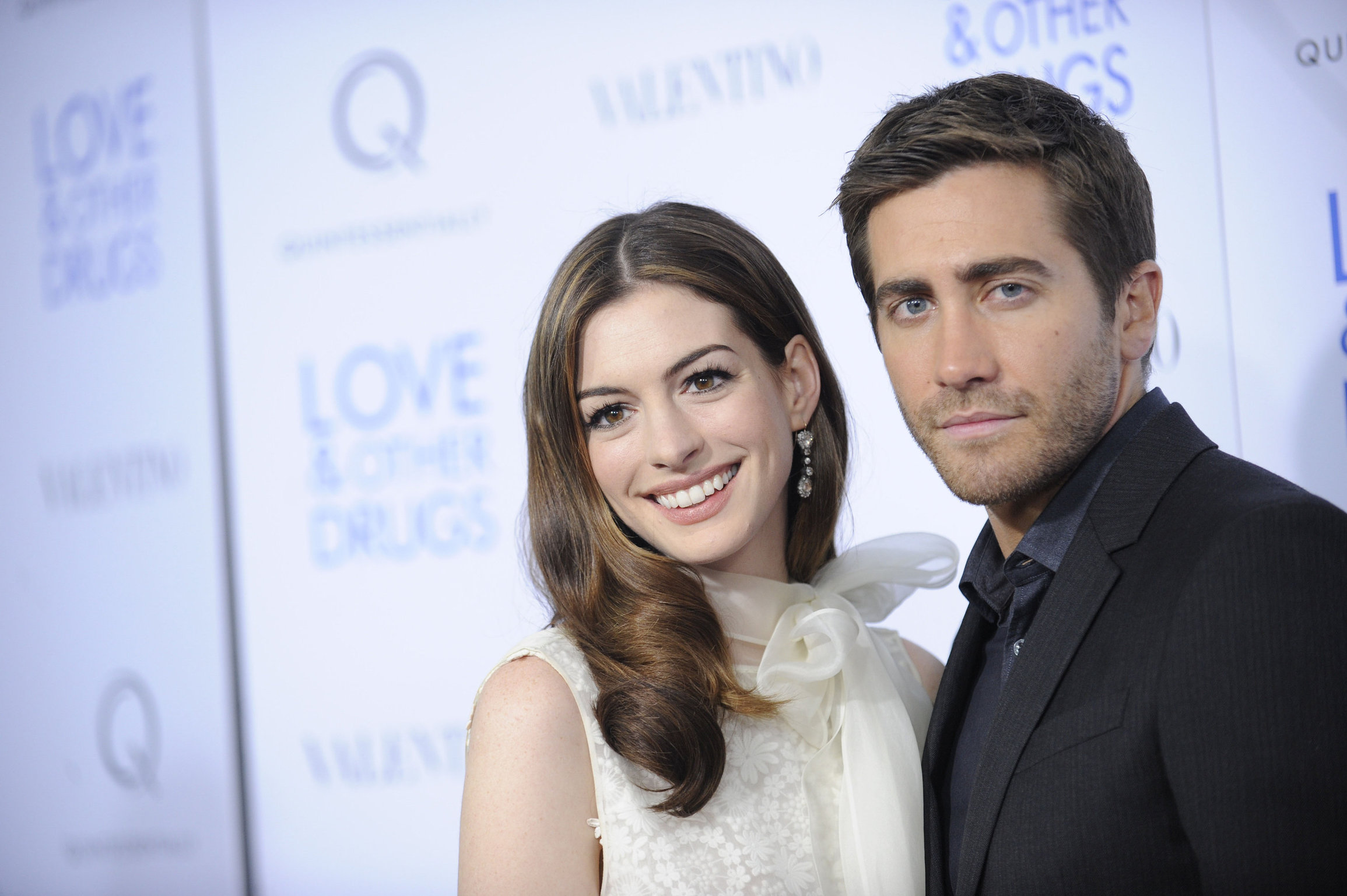 Anne Hathaway Love & Other Drugs screening at the DGA Theater in New York City on November 16, 2010