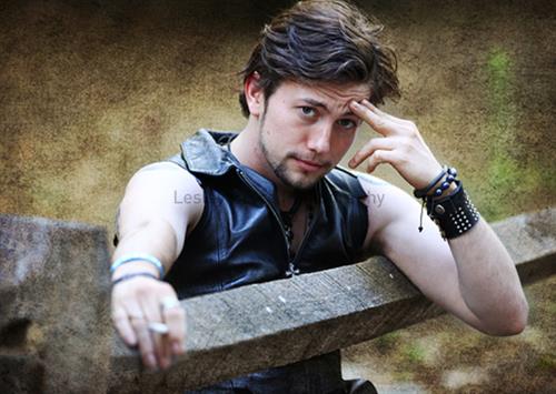 Jackson Rathbone