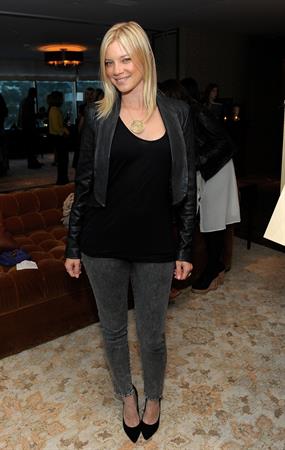 Amy Smart the Trouser Happy Hour presented by 7 for All Mankind on September 22, 2010