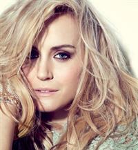 Taylor Schilling