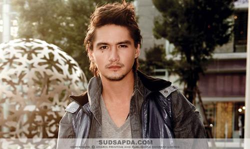 Ananda Everingham