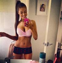 Jess Fitts in lingerie taking a selfie