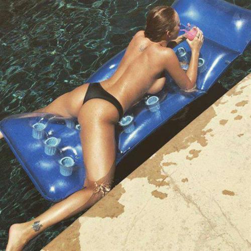 Anonymous in a bikini - ass