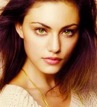 Phoebe Tonkin