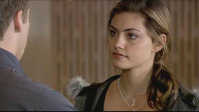 Phoebe Tonkin