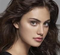 Phoebe Tonkin