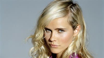 Isabel Lucas