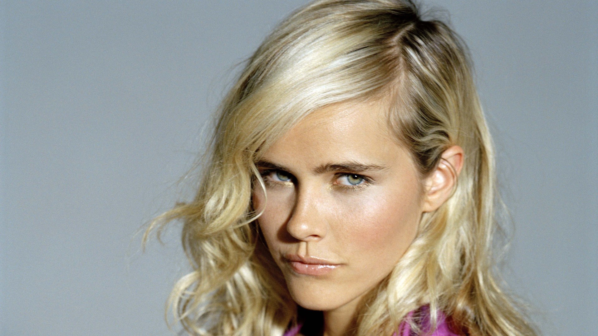 Isabel Lucas