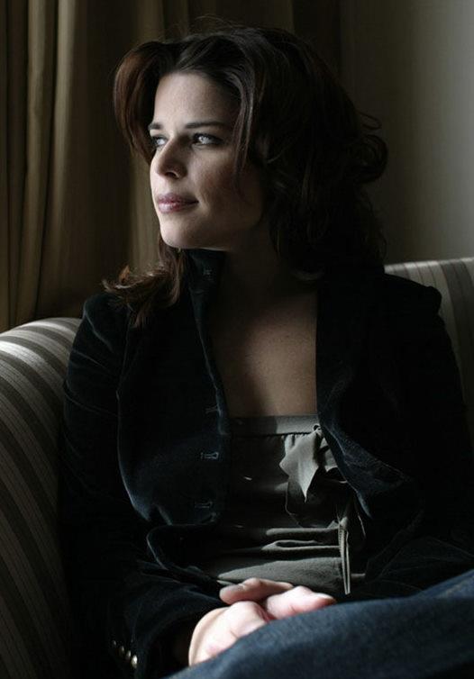 Neve Campbell