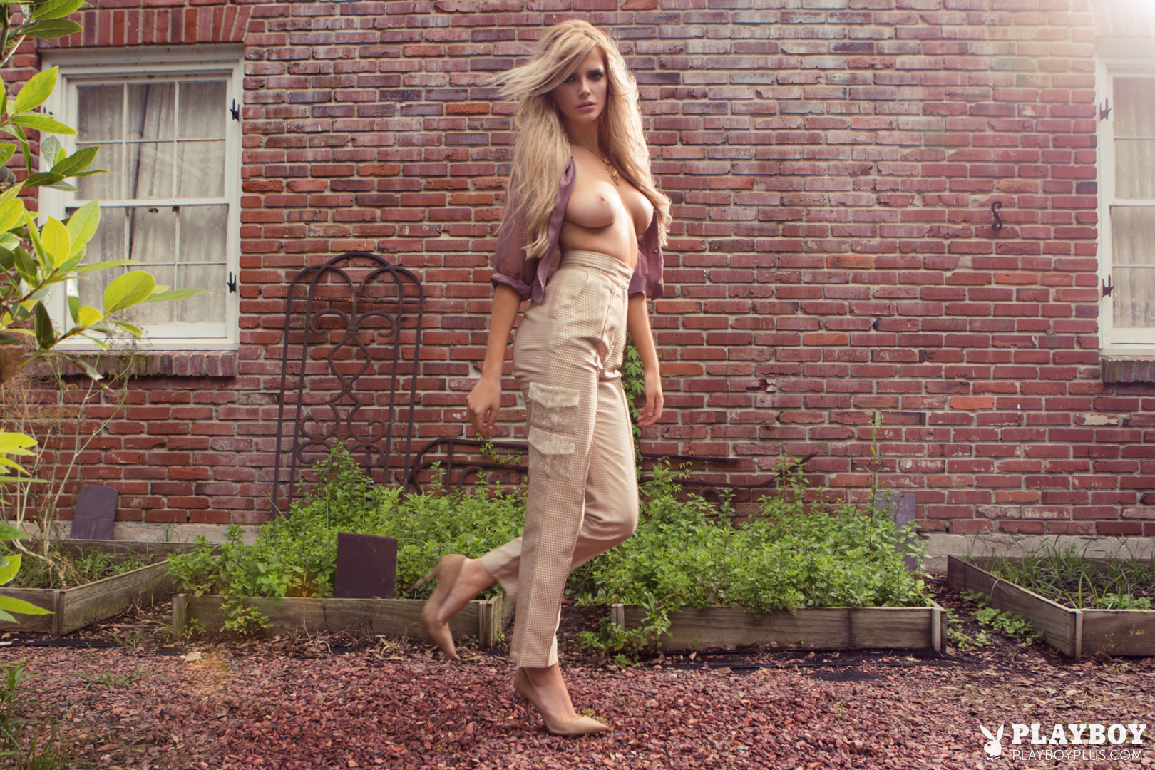 Playboy Cybergirl Stephanie Branton Nude Photos & Videos at Playboy Plus!