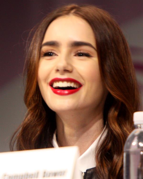 Lily Collins