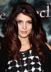 Ashley Greene Twilight Saga Eclipse signing Best Buy in New York on December 17, 2010