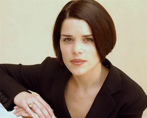 Neve Campbell