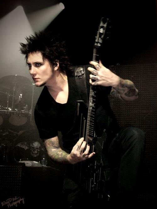 Synyster Gates