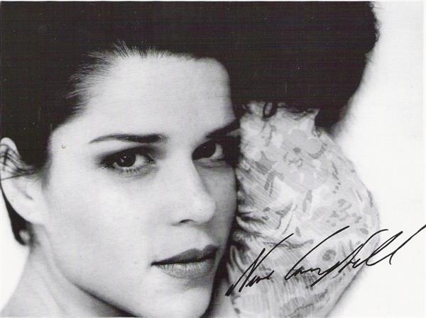 Neve Campbell