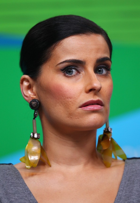 Nelly Furtado Pictures. 