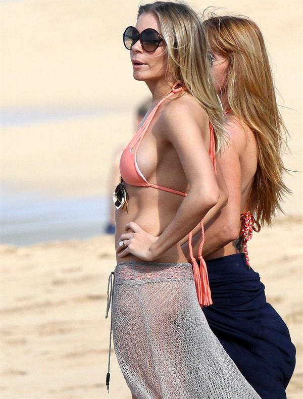 LeAnn Rimes in a bikini