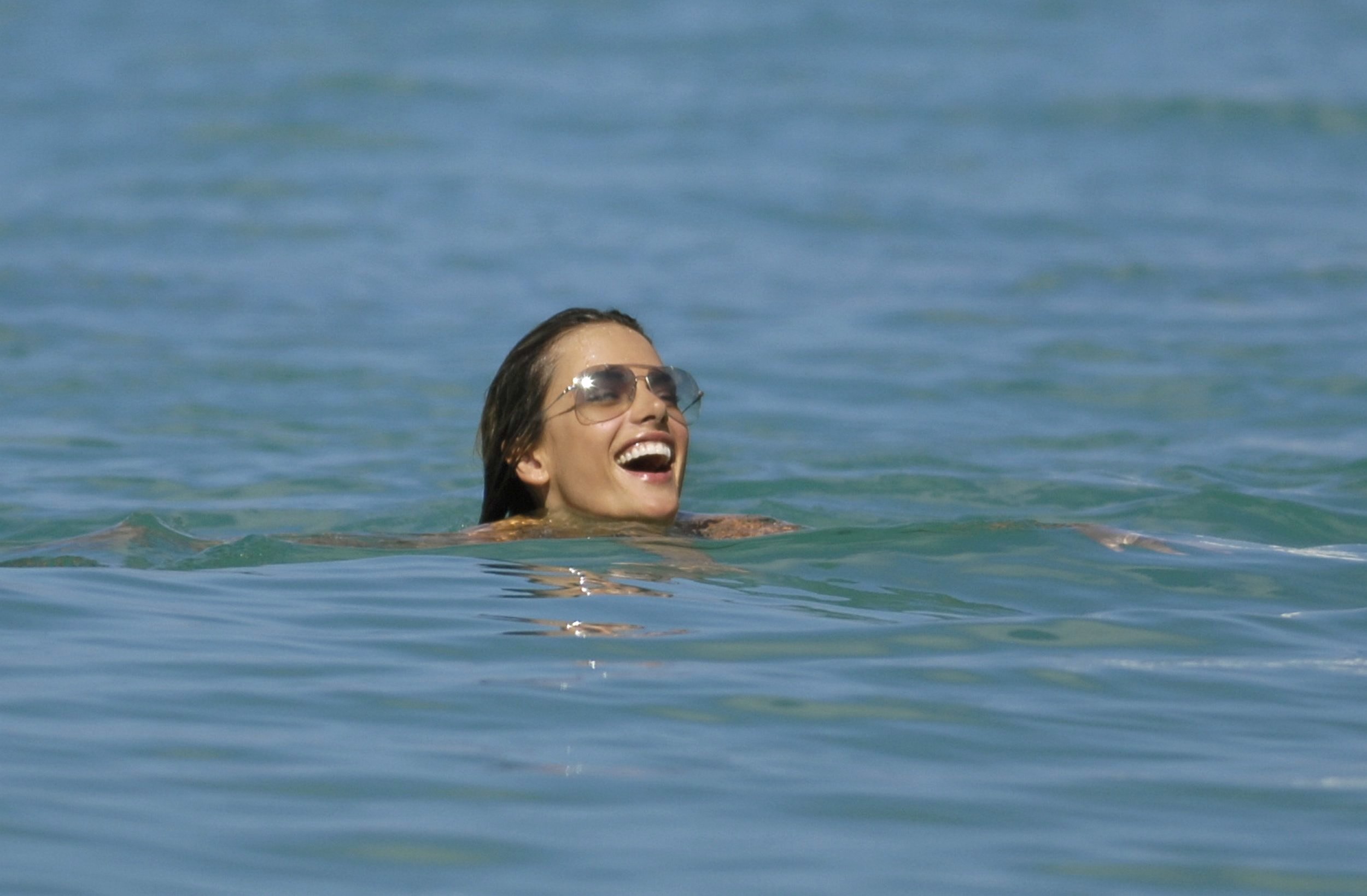Alessandra Ambrosio Saint Barthelemy Candids on January 22, 2009 