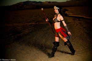 Lyz Brickley - Diablo 3 Wizard Cosplay