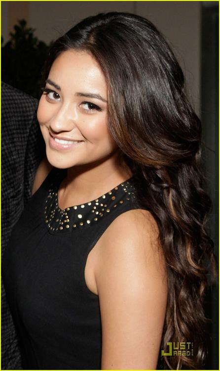 Shay Mitchell