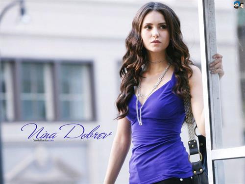 Nina Dobrev